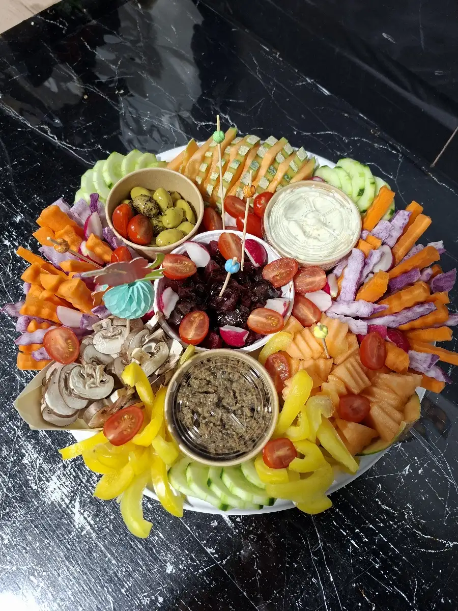 plateau apéro légumes/crudités 5 personnes